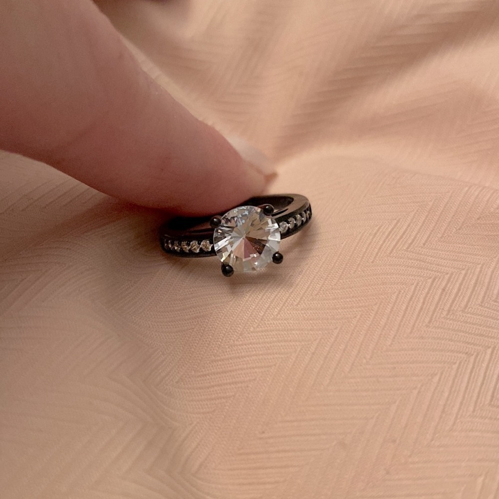Black  Moissanite Engagement Ring, Hallmark 925 Sterling Silver. Size 7. - Picture 3 of 3